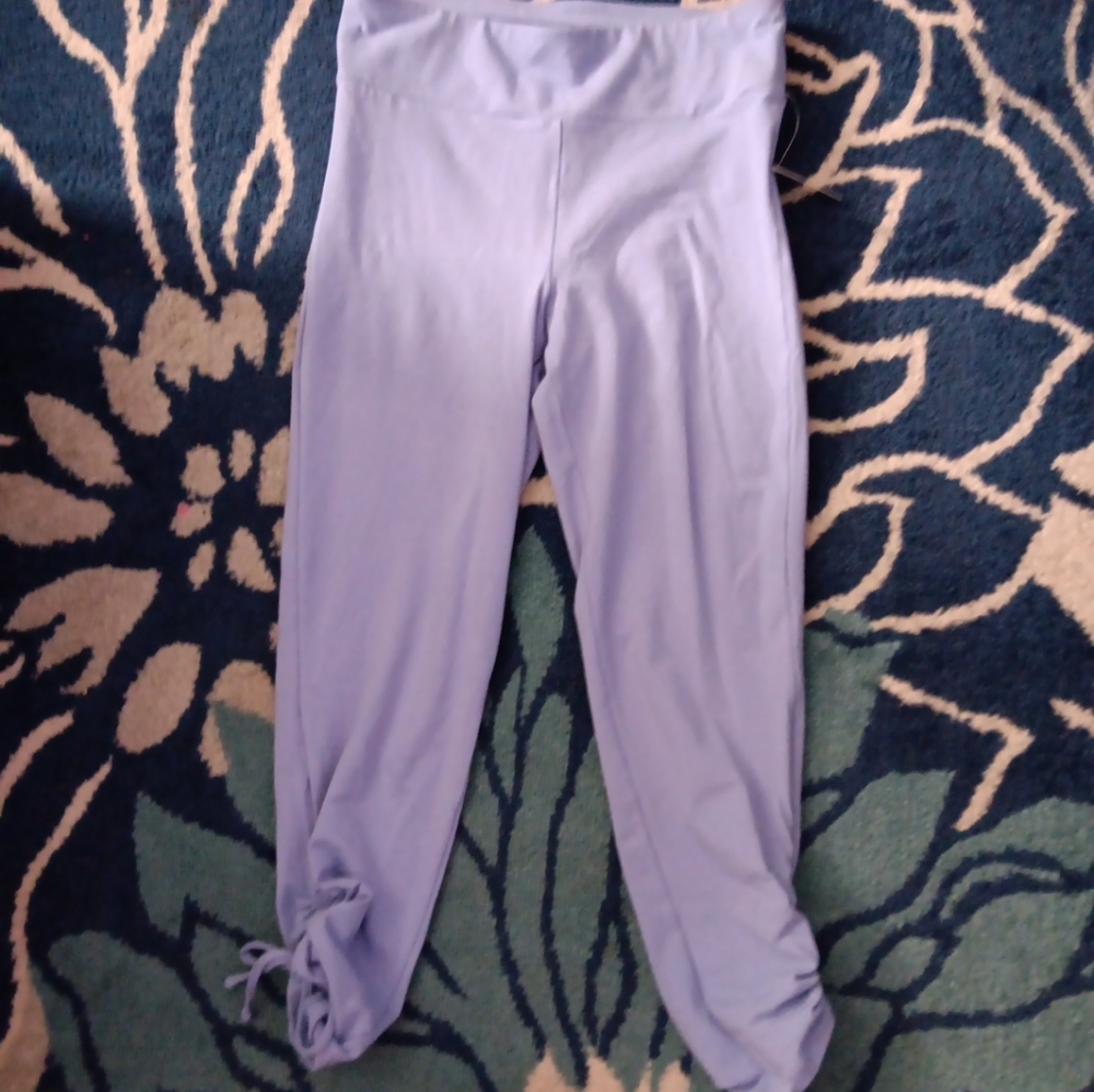 NWT Adore Me Daisy Adjustable Drawstring Capri Leggings Large Light Blue/Purple